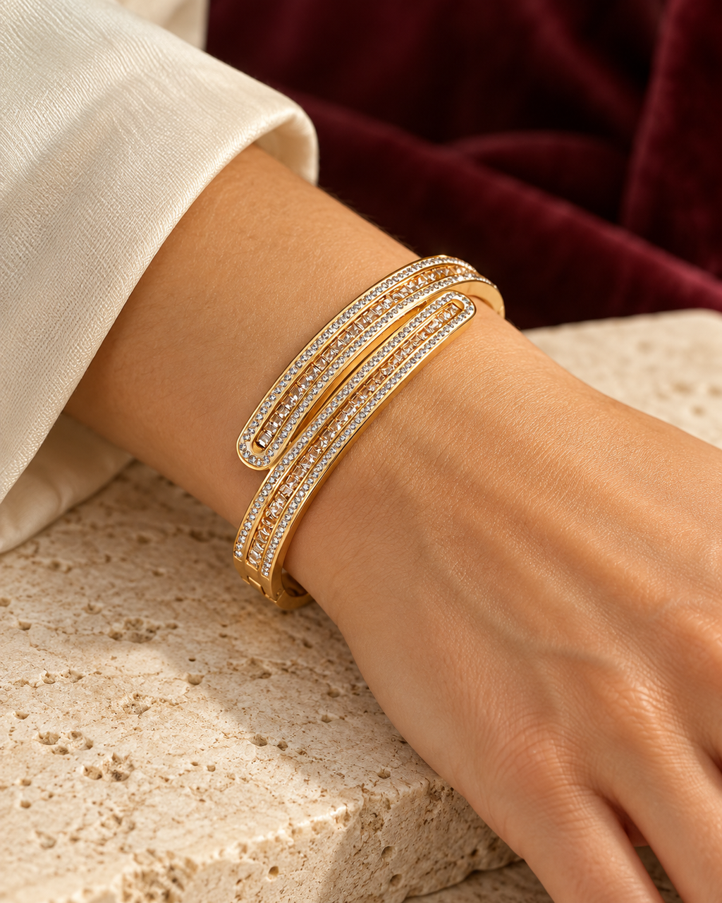 Armband Philomène getragen — KI-generierte Inszenierung