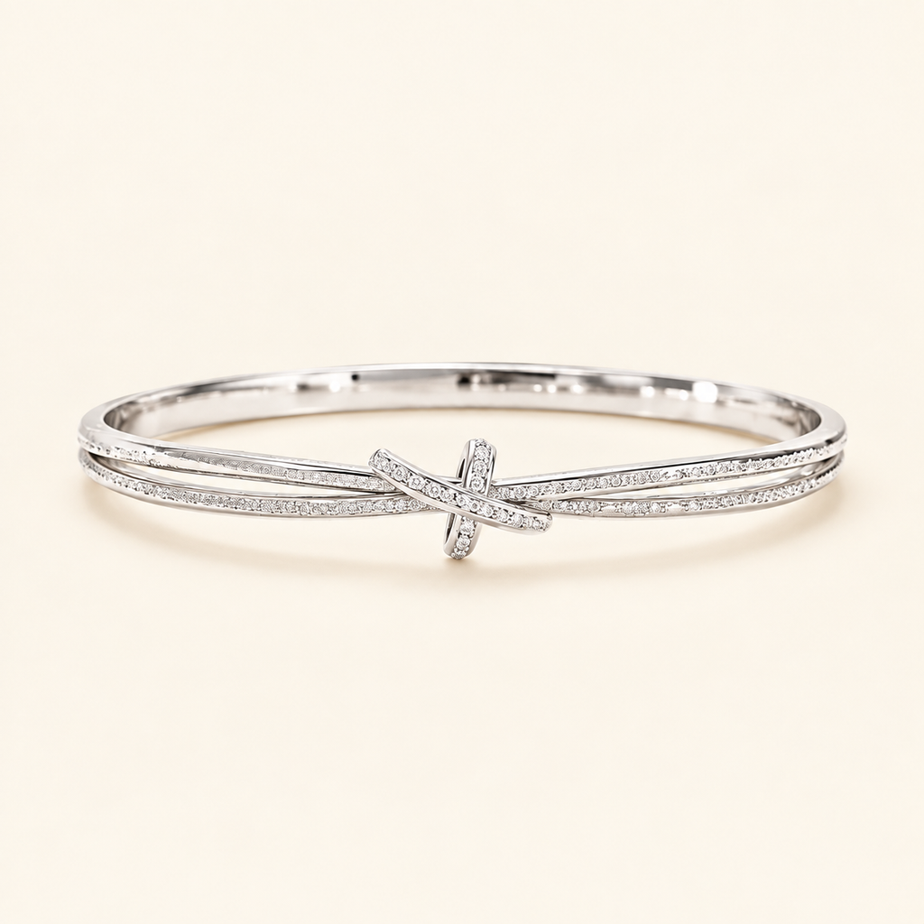 Bracciale Nœuds su sfondo avorio