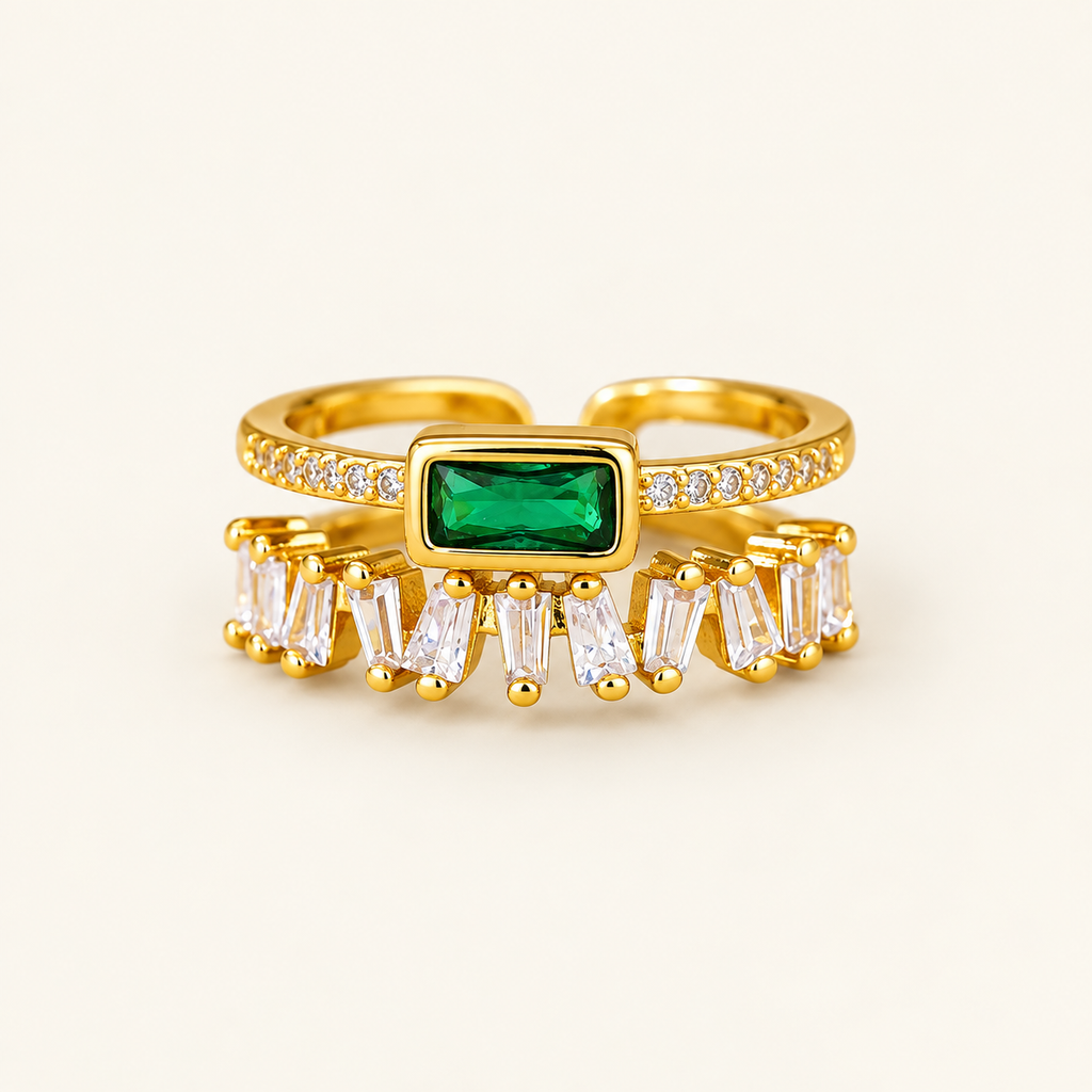 Bague ajustable Émera sur fond ivoire