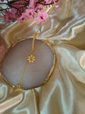 Collier pendant motif fleur